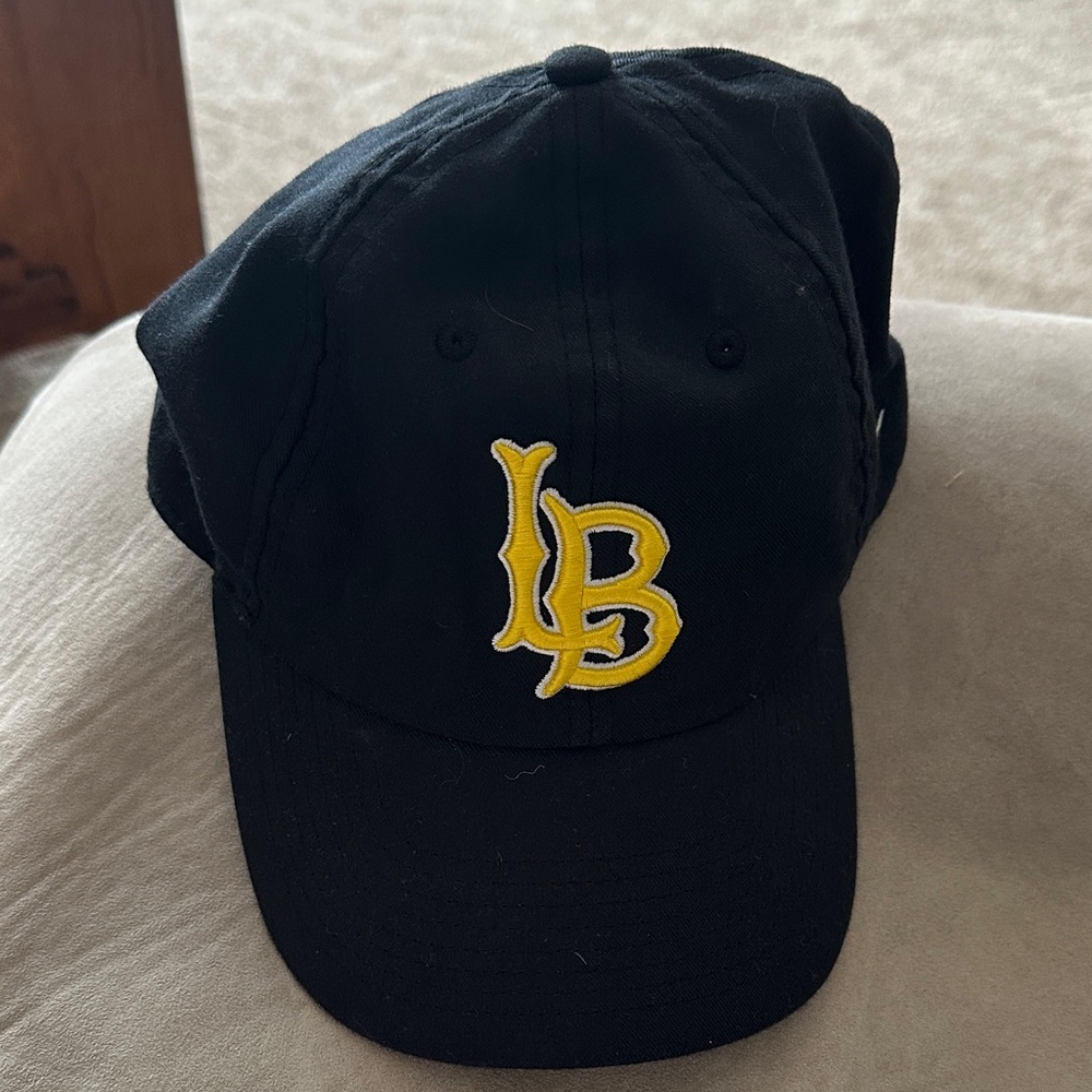 Black Nike Long Beach hat - like new